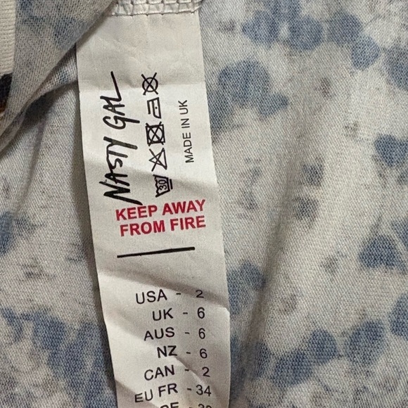 Nasty Gal Hiss Is All You Need Snake Mini Skirt size 2 - NWT - Picture 10 of 11